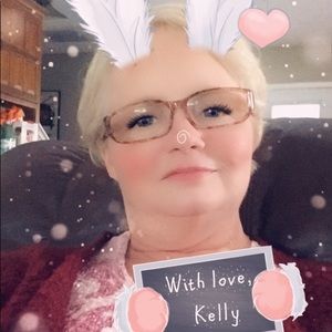 Meet your Posher, Kelly